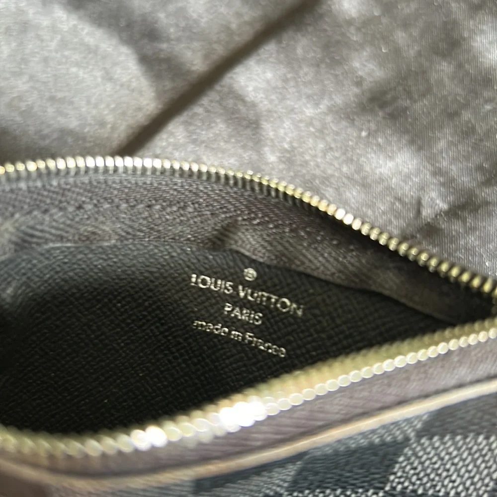 LV Key Pouch - Picture 4 of 4
